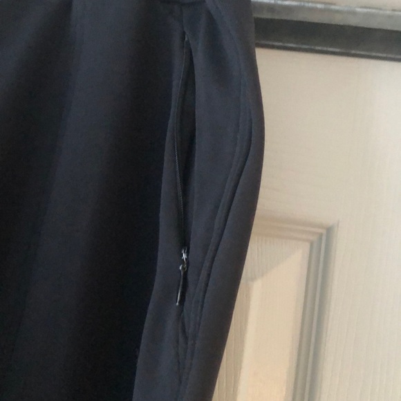 Tail Tech Warm-up Pants size Medium - Picture 4 of 12